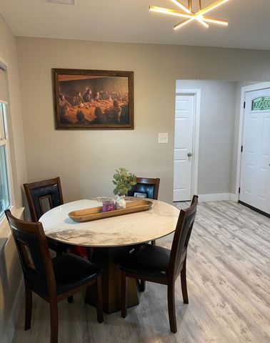 2135 Brookshire Street, Arlington, TX 76010