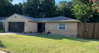 2135 Brookshire Street, Arlington, TX 76010