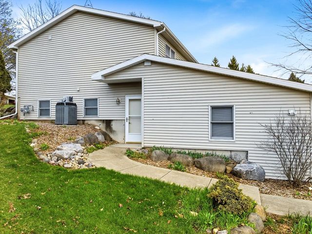 120 Beech Road, Waterloo, WI 53594