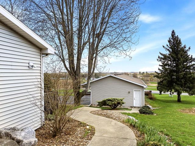 120 Beech Road, Waterloo, WI 53594