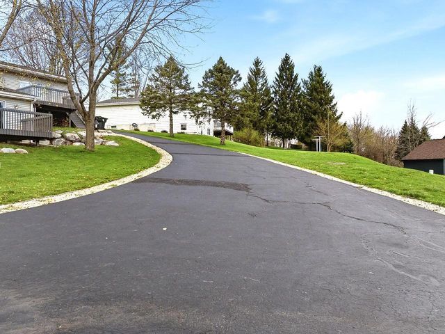 120 Beech Road, Waterloo, WI 53594