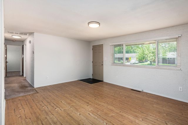 1422 Rosehill Road, Reynoldsburg, OH 43068