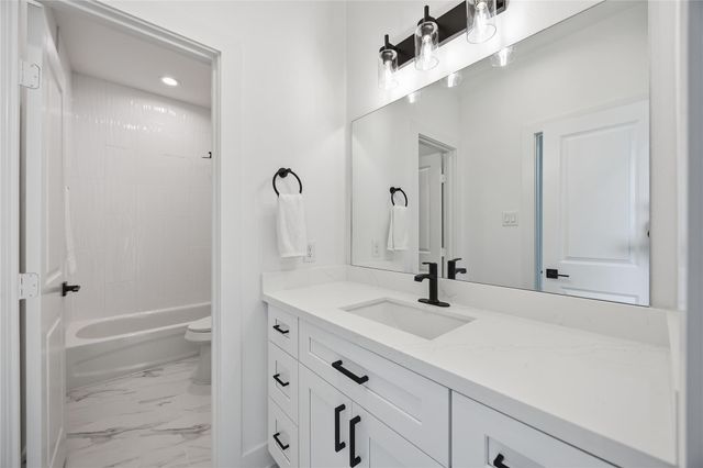 1106 Paul Quinn Street D, Houston, TX 77091