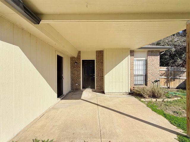 980 Mauve Drive, Lewisville, TX 75067
