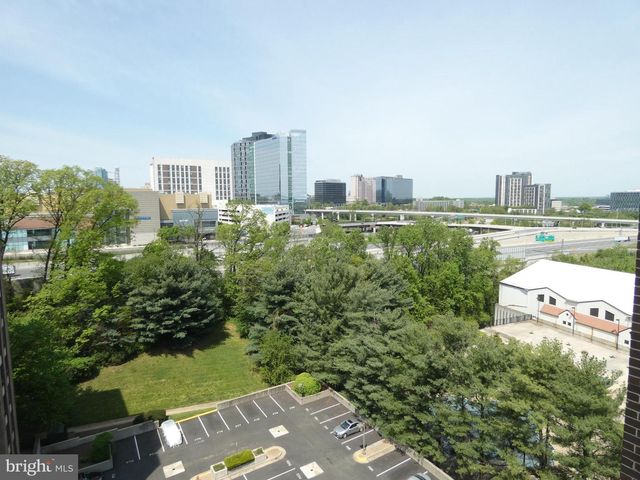 1800 Old Meadow Rd Apt 1522, Mclean, VA 22102