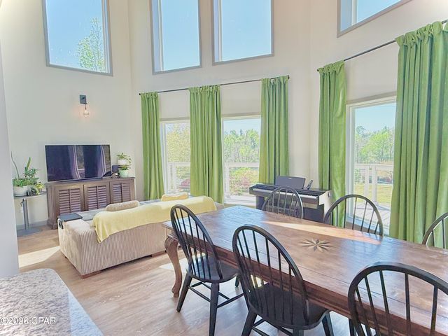 3001 Russ Road, Marianna, FL 32446