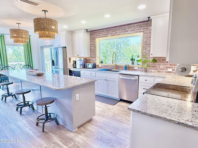 3001 Russ Road, Marianna, FL 32446