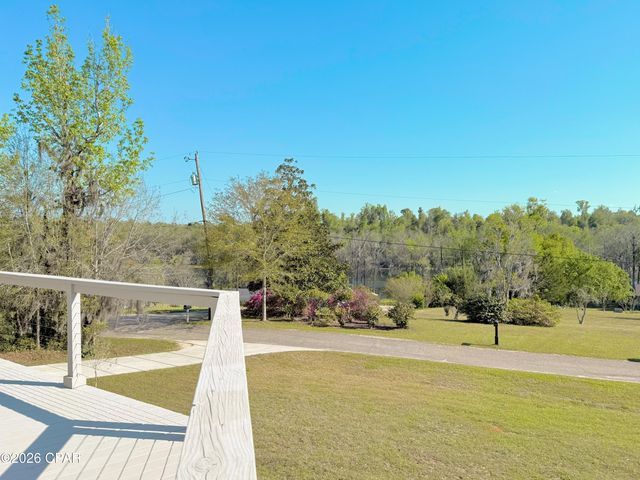 3001 Russ Road, Marianna, FL 32446
