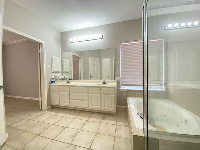 14406 Circlewood Way, Houston, TX 77062