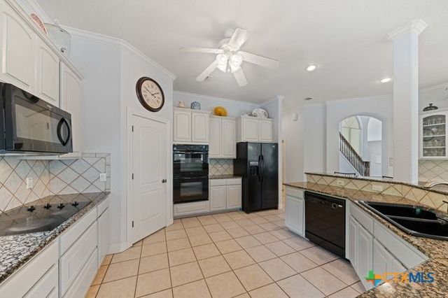 30900 Woodbine Way, Boerne, TX 78015