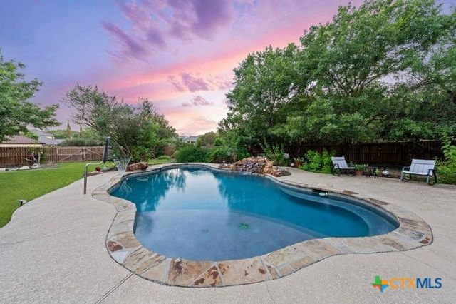 30900 Woodbine Way, Boerne, TX 78015