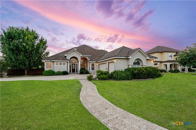 30900 Woodbine Way, Boerne, TX 78015