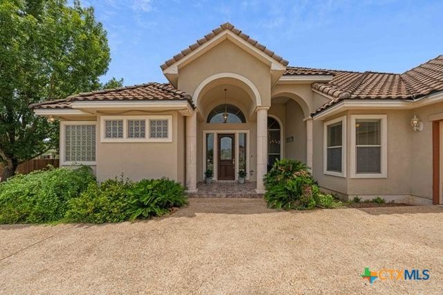 30900 Woodbine Way, Boerne, TX 78015