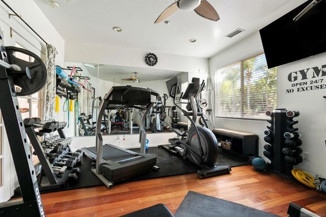 886 Singing Trails Drive, El Cajon, CA 92019