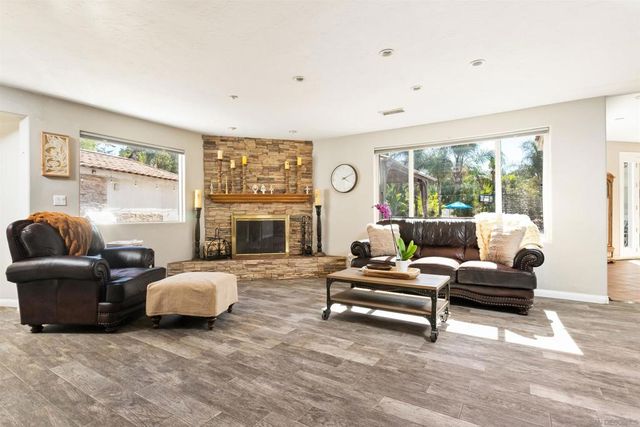 886 Singing Trails Drive, El Cajon, CA 92019