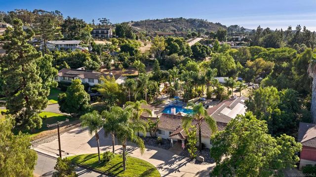 886 Singing Trails Drive, El Cajon, CA 92019