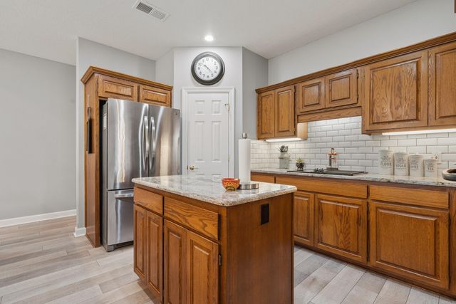 9 Templo Way, Hot Springs Village, AR 71909