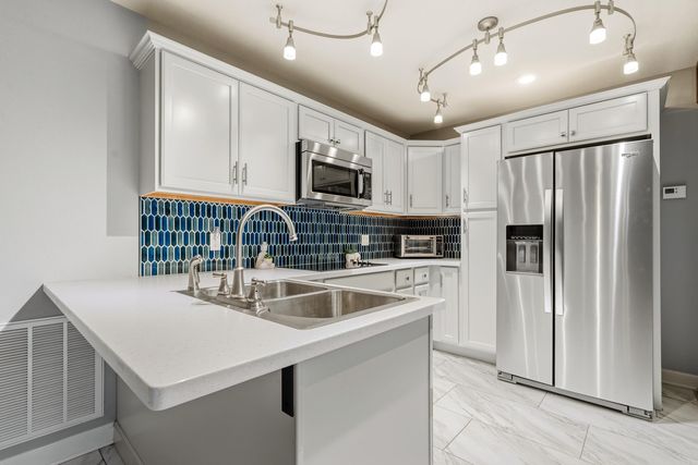 9 Templo Way, Hot Springs Village, AR 71909