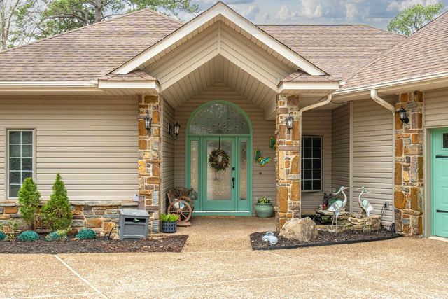 9 Templo Way, Hot Springs Village, AR 71909