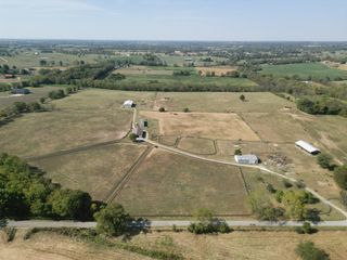1565 Brentsville Road, Paris, KY 40361