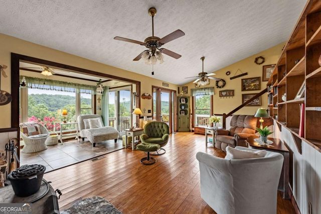 90 Fox Run 78, Blue Ridge, GA 30513
