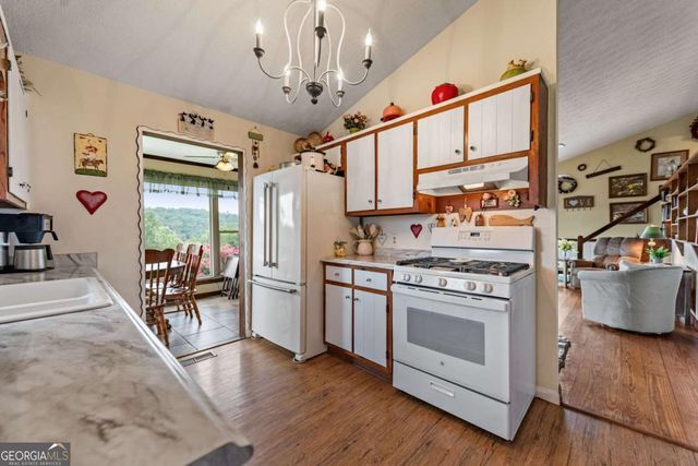 90 Fox Run 78, Blue Ridge, GA 30513