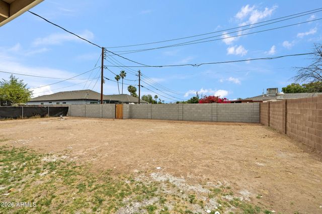 2611 N 23RD Avenue, Phoenix, AZ 85009