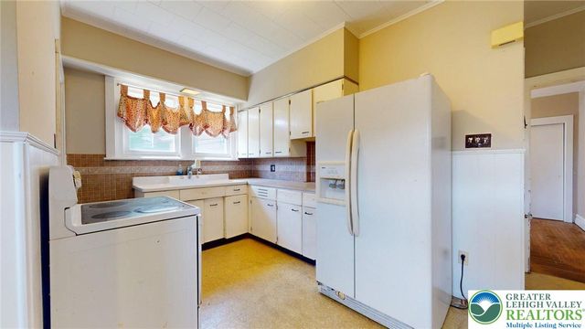 2016 West Pennsylvania Street, Allentown City, PA 18104