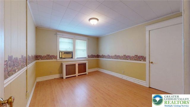 2016 West Pennsylvania Street, Allentown City, PA 18104