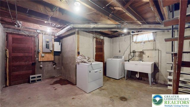 2016 West Pennsylvania Street, Allentown City, PA 18104