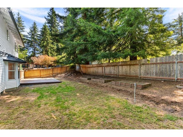 22491 CLARK St, West Linn, OR 97068