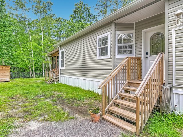 137 KERRY Drive, Satsuma, FL 32189
