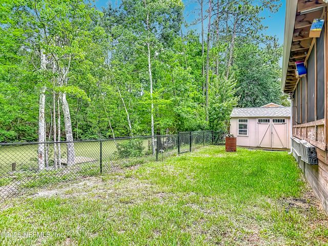 137 KERRY Drive, Satsuma, FL 32189