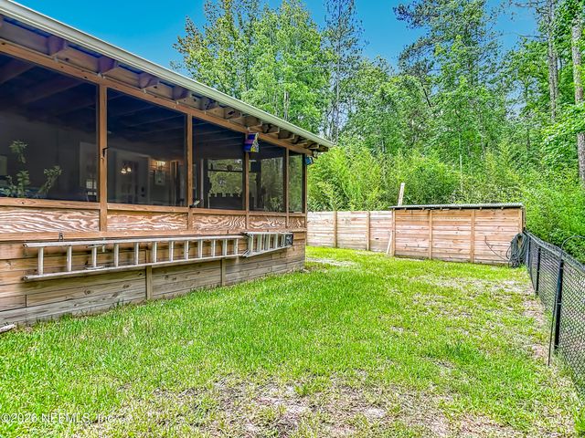 137 KERRY Drive, Satsuma, FL 32189