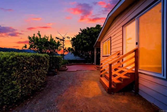 971 BORDEN 102, San Marcos, CA 92069