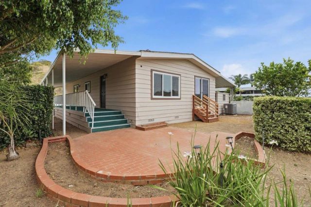 971 BORDEN 102, San Marcos, CA 92069