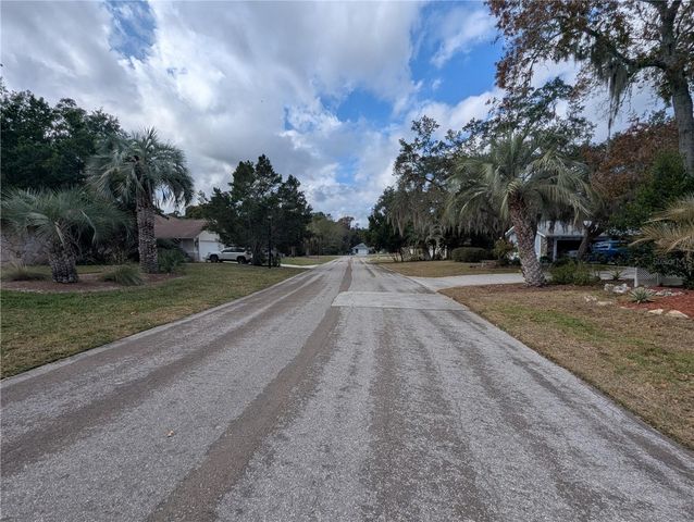 8 FIG COURT E, Homosassa, FL 34446