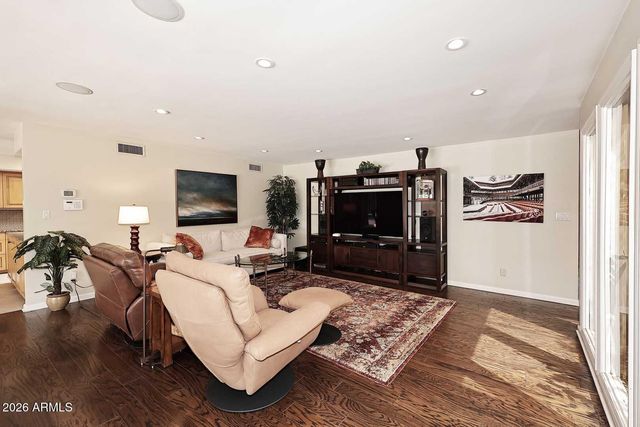 8113 E DEL CAVERNA Drive, Scottsdale, AZ 85258