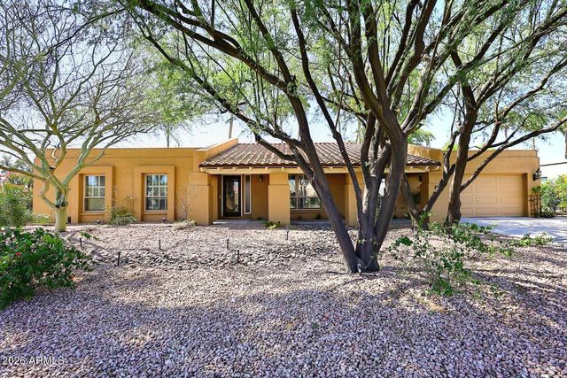 8113 E DEL CAVERNA Drive, Scottsdale, AZ 85258