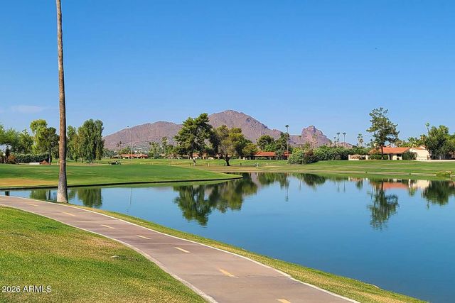 8113 E DEL CAVERNA Drive, Scottsdale, AZ 85258
