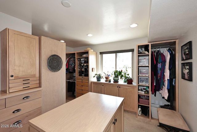 8113 E DEL CAVERNA Drive, Scottsdale, AZ 85258