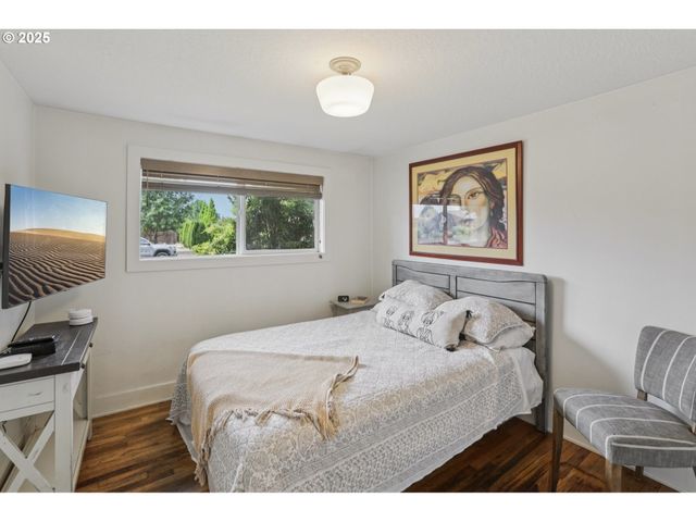 980 ASTOR Way, Woodburn, OR 97071