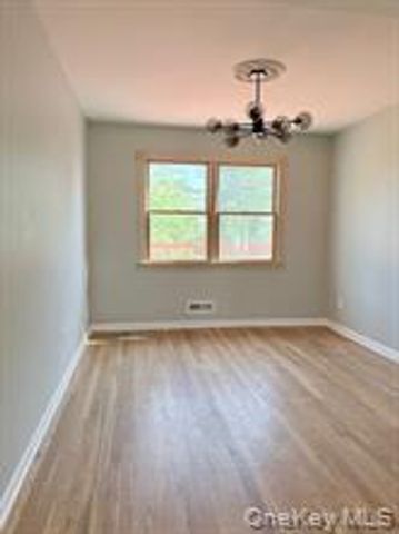 10 Elderwood ln, Melville, NY 11747