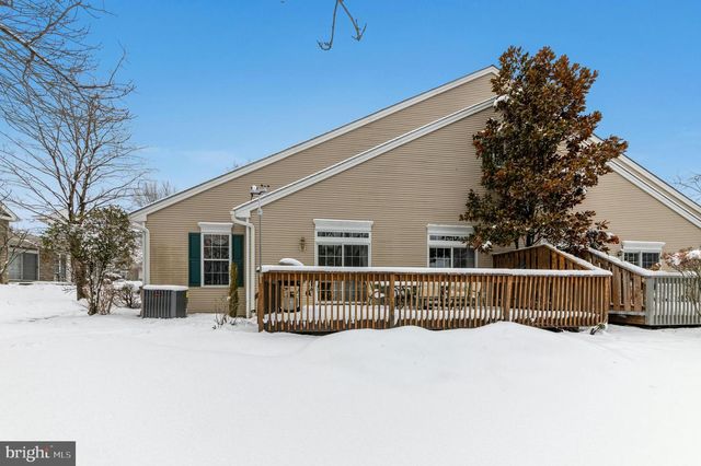 1895 CARYN DR, Hellertown, PA 18055