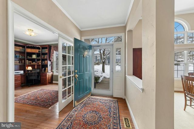 1895 CARYN DR, Hellertown, PA 18055