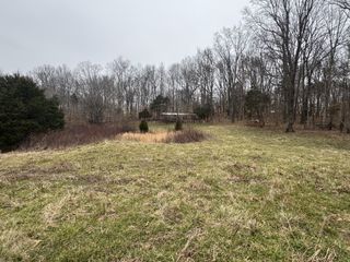 2250 Indian Creek Rd, Mc Ewen, TN 37101