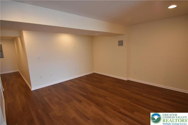 203 Auburn Drive, Williams Twp, PA 18042
