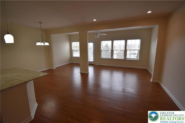 203 Auburn Drive, Williams Twp, PA 18042