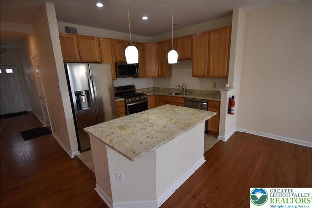203 Auburn Drive, Williams Twp, PA 18042