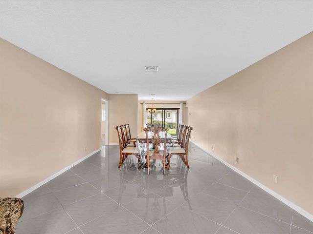 4951 Equestrian Circle A, Boynton Beach, FL 33436